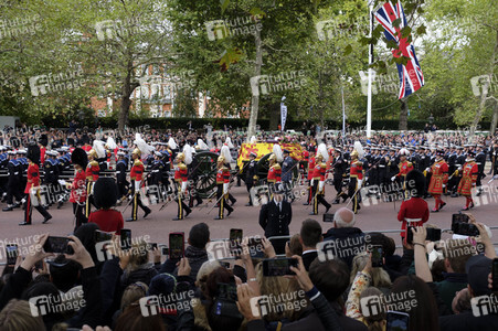 Trauerprozession für Queen Elzabeth II. in London