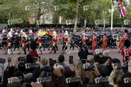 Trauerprozession für Queen Elzabeth II. in London