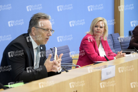 Bundespressekonferenz Vorstellung BKA - Lagebild Organisierte Kriminalität 2021 in Berlin