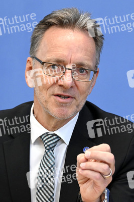 Bundespressekonferenz Vorstellung BKA - Lagebild Organisierte Kriminalität 2021 in Berlin
