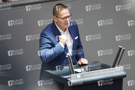 55. Sitzung des Deutschen Bundestages in Berlin