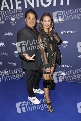 Late Night Shopping Party in Hamburg