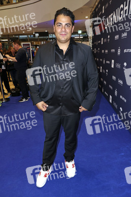 Late Night Shopping Party in Hamburg