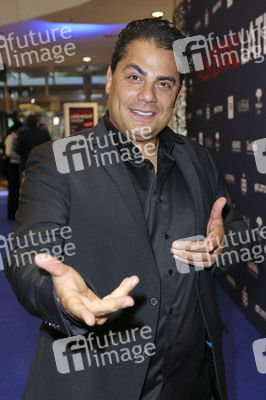 Late Night Shopping Party in Hamburg