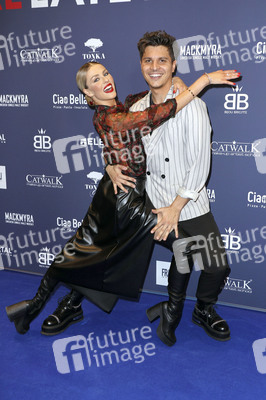 Late Night Shopping Party in Hamburg