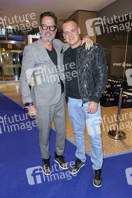 Late Night Shopping Party in Hamburg