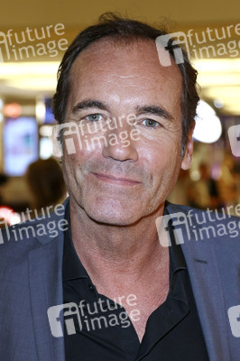 Late Night Shopping Party in Hamburg