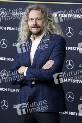 Filmscreening 'The Good Nurse' und Verleihung des Golden Eye Award an Eddie Redmayne, Zurich Film Festival 2022