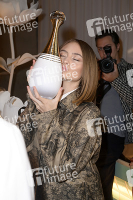 Launch des neuen Duftes 'J'adore Parfum d’eau' von Dior in Berlin
