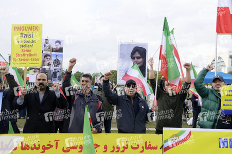 Demonstration für Solidarität mit den Protesten im Iran in Berlin