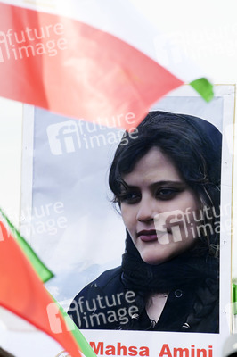 Demonstration für Solidarität mit den Protesten im Iran in Berlin