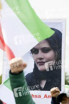 Demonstration für Solidarität mit den Protesten im Iran in Berlin