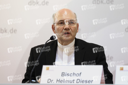 Pressekonferenz zur Aufarbeitung sexuellen Missbrauchs bei der Herbst-Vollversammlung der Deutschen Bischofskonferenz in Fulda