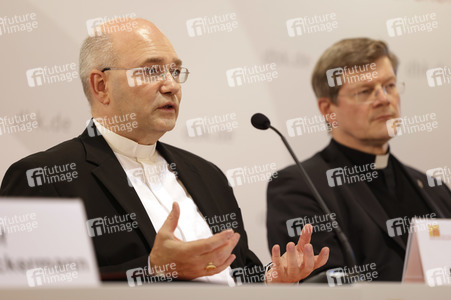 Pressekonferenz zur Aufarbeitung sexuellen Missbrauchs bei der Herbst-Vollversammlung der Deutschen Bischofskonferenz in Fulda