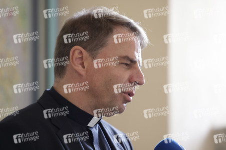 Interview mit Bischof Stefan Oster in Fulda