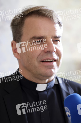 Interview mit Bischof Stefan Oster in Fulda