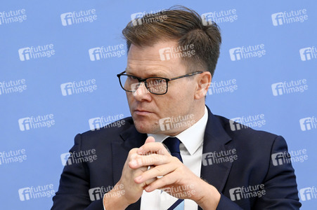 Bundespressekonferenz Bericht des Beauftragten der Bundesregierung für Ostdeutschland 2022 in Berlin