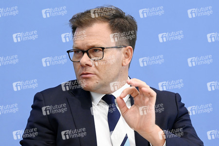 Bundespressekonferenz Bericht des Beauftragten der Bundesregierung für Ostdeutschland 2022 in Berlin