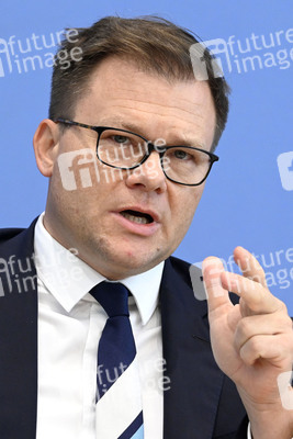 Bundespressekonferenz Bericht des Beauftragten der Bundesregierung für Ostdeutschland 2022 in Berlin