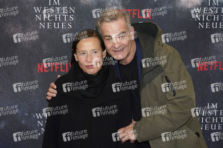 Filmpremiere 'Im Westen nichts Neues' in Berlin