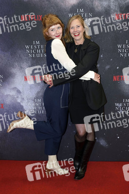 Filmpremiere 'Im Westen nichts Neues' in Berlin