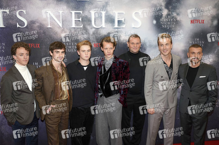 Filmpremiere 'Im Westen nichts Neues' in Berlin