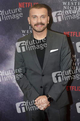 Filmpremiere 'Im Westen nichts Neues' in Berlin