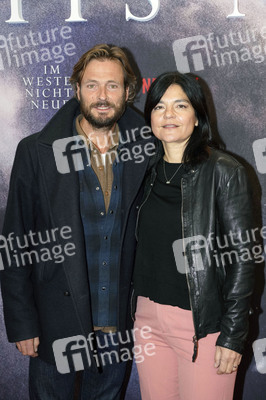 Filmpremiere 'Im Westen nichts Neues' in Berlin