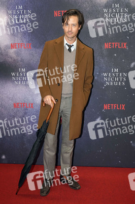 Filmpremiere 'Im Westen nichts Neues' in Berlin