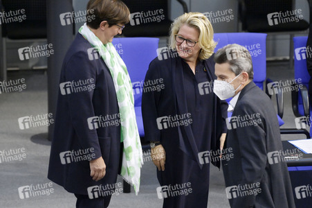 57. Sitzung des Deutschen Bundestages in Berlin