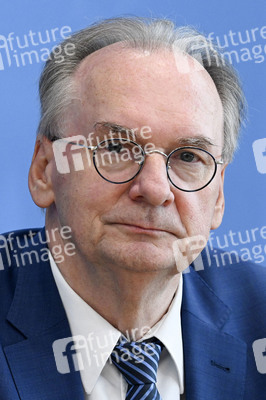 Bundespressekonferenz Großforschungszentren in der Lausitz in Berlin