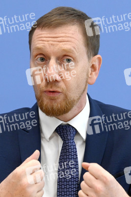 Bundespressekonferenz Großforschungszentren in der Lausitz in Berlin