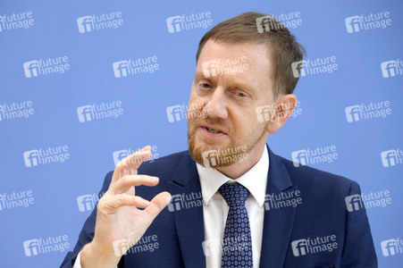 Bundespressekonferenz Großforschungszentren in der Lausitz in Berlin