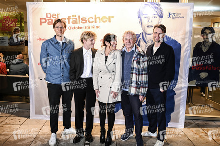Filmpremiere 'Der Passfälscher' in München