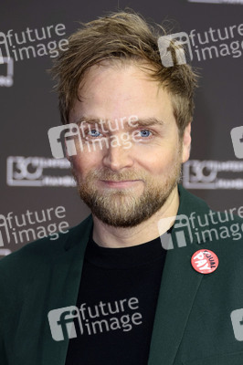 Festivaleröffnung und Filmpremiere 'Wir sind dann wohl die Angehörigen', Filmfest Hamburg 2022