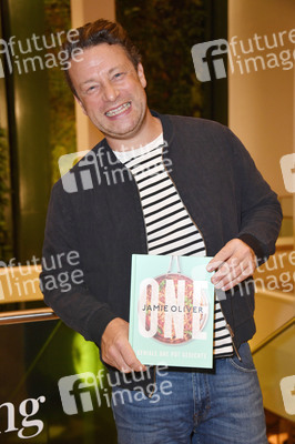 Kochbuchpräsentation mit Jamie Oliver in Berlin