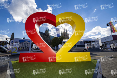 Aufbau für den Tag der Deutschen Einheit 2022 in Erfurt