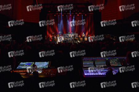 Konzert von Max Raabe & Palast Orchester in Hannover