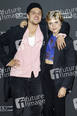 Filmpremiere 'Aus meiner Haut', Filmfest Hamburg 2022