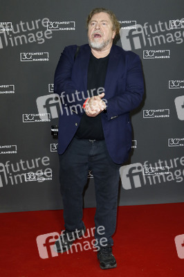Filmpremiere 'Nachtschicht – Die Ruhe vor dem Sturm', Filmfest Hamburg 2022