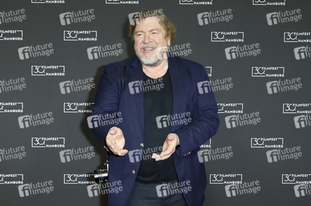 Filmpremiere 'Nachtschicht – Die Ruhe vor dem Sturm', Filmfest Hamburg 2022