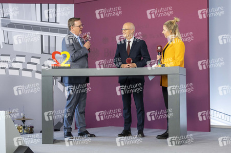 Symbolische Übergabe der Bundesratspräsidentschaft in Erfurt