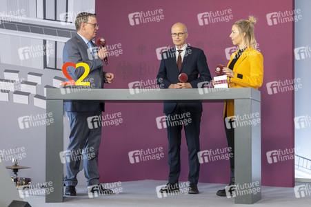 Symbolische Übergabe der Bundesratspräsidentschaft in Erfurt