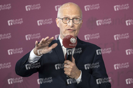 Symbolische Übergabe der Bundesratspräsidentschaft in Erfurt