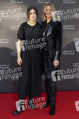 Filmpremiere 'In einem Land, das es nicht mehr gibt', Filmfest Hamburg 2022
