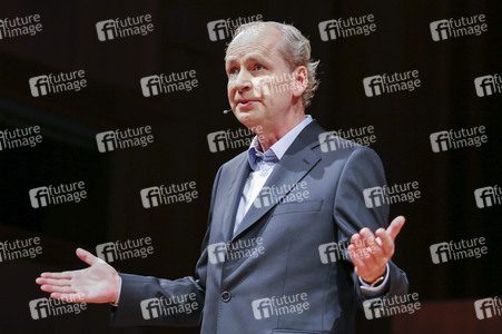Lit.Cologne 2022 Spezial mit Ferdinand von Schirach in Köln