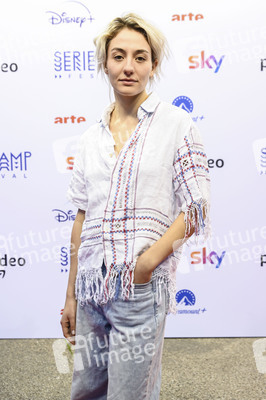 Festivaleröffnung und Staffel 2 Premiere 'Die Discounter',  Seriencamp Festival 2022 in München