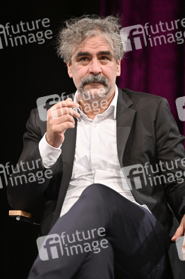 Lit.Cologne 2022 Spezial mit Michel Friedmann, Deniz Yücel und Nina Kunzendorf in Köln
