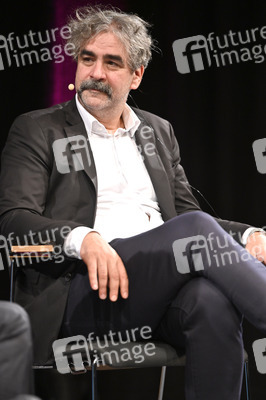 Lit.Cologne 2022 Spezial mit Michel Friedmann, Deniz Yücel und Nina Kunzendorf in Köln