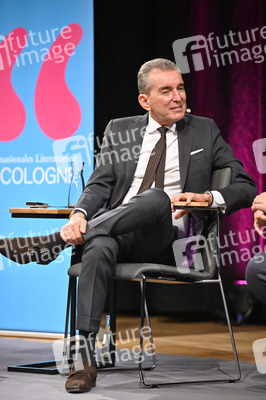 Lit.Cologne 2022 Spezial mit Michel Friedmann, Deniz Yücel und Nina Kunzendorf in Köln